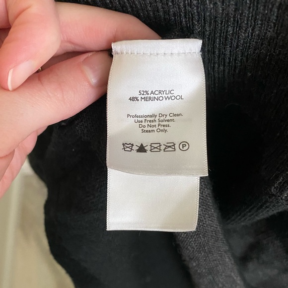 Eddie Bauer Wool-Blend Cardigan - Picture 4 of 4